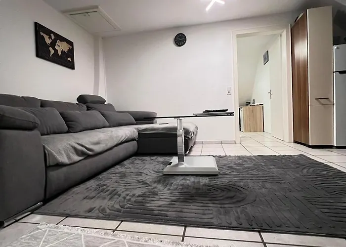 Bright & Modern In The Center